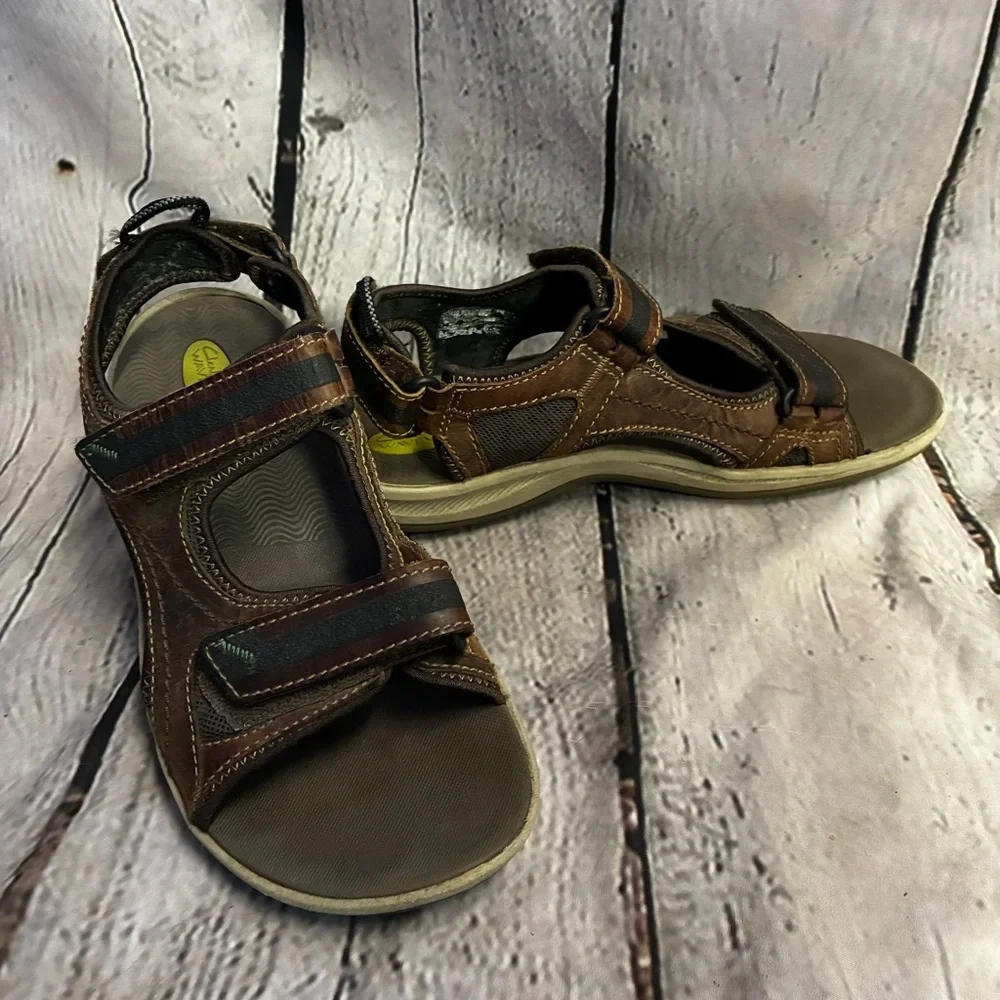 Clarks Wave Walk Brown Adjustable Hook & Loop Comfory‎ Outdoor Sandals Mens Sz 8